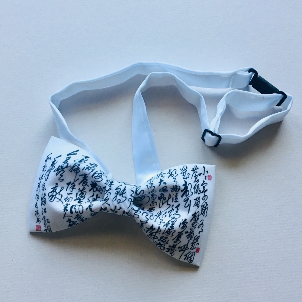 Bow tie